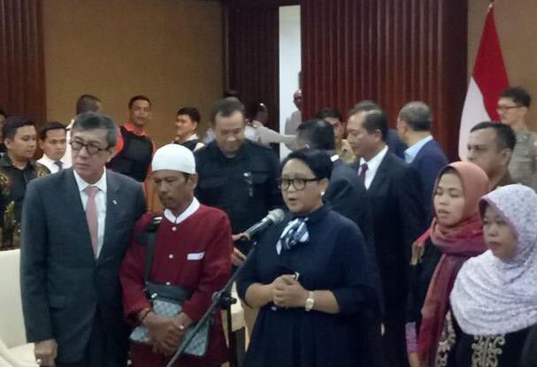 Ayah-Siti-Aisyah-Beribu-Terima-Kasih-atas-Bantuan-Pemerintah-untuk-Pembebasan-Anaknya-doc.SitiAisyah-ivoox.id_
