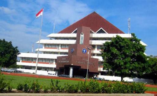 Bangga-IPB-Menduduki-Top-100-Terbaik-di-Dunia-doc.IPB-ivoox.id_