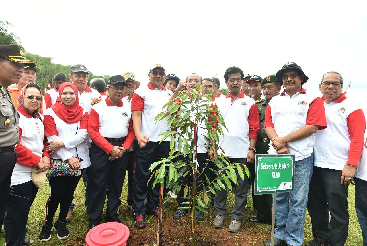 Bhakti-Rimbawan-Wujudkan-Peningkatan-Akses-Kelola-Hutan-Bagi-Masyarakat-doc.KemenLHK-ivoox.id_