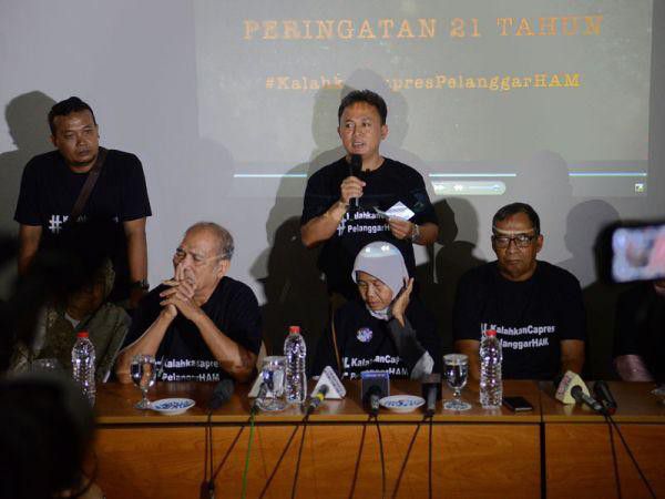 Keluarga-Orang-Hilang-Menuntut-doc.IKOHI-ivoox.id_