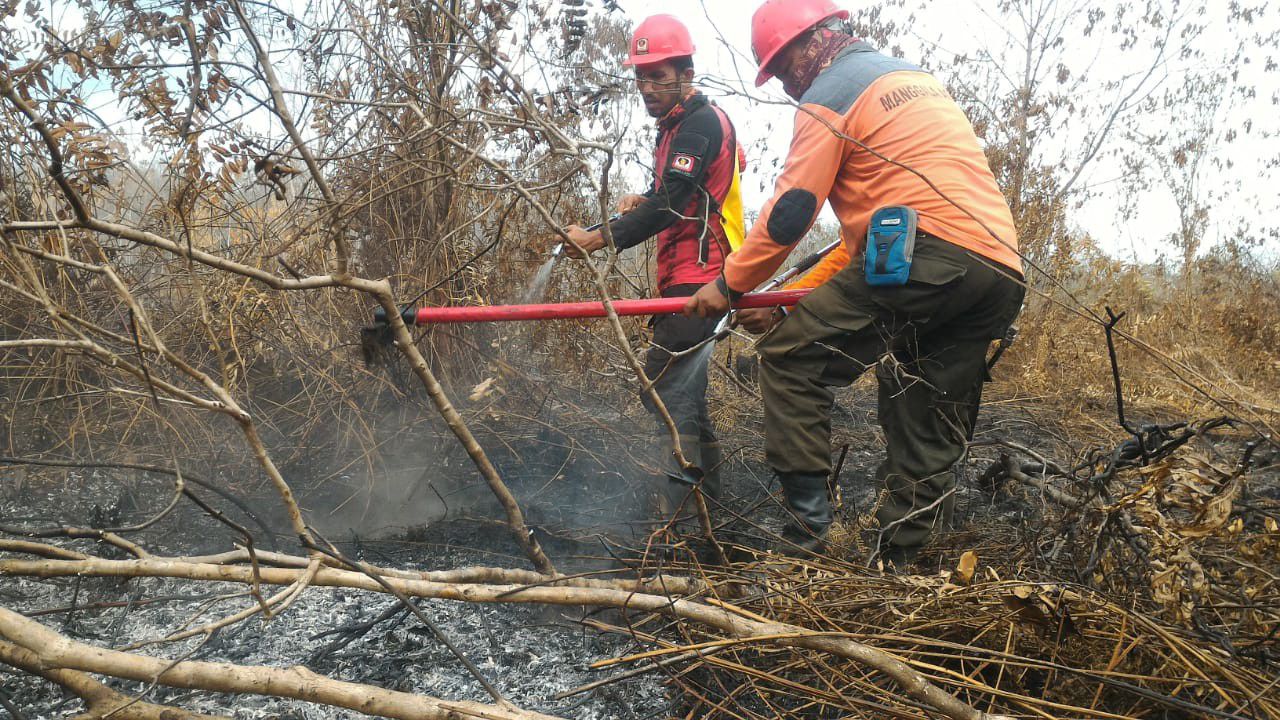 Perjuangan-Manggala-Agni-di-Garda-Terdepan-Karhutla-4-Habis-doc.MenLHK-ivoox.id_