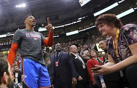 Russel Westbrook vs fans utah jazz