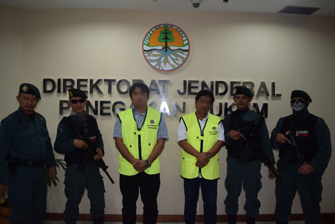 Tiga-Direktur-Pemilik-Kayu-Ilegal-di-Jayapura-Jadi-Tersangka-doc.MenLHK-ivoox.id_