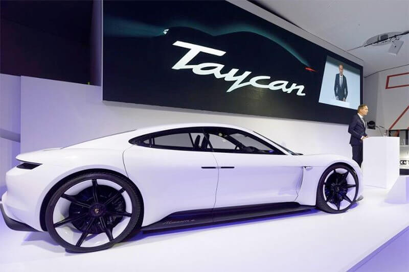 porsche-taycan