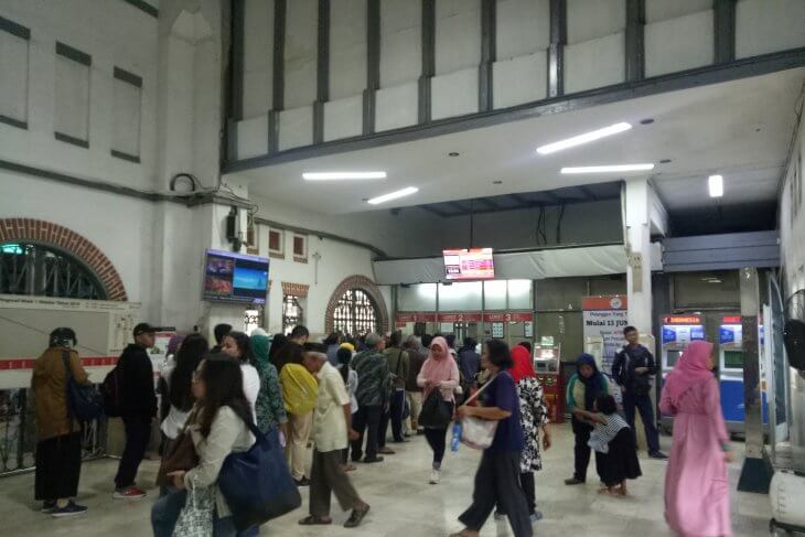 stasiun jatinegara