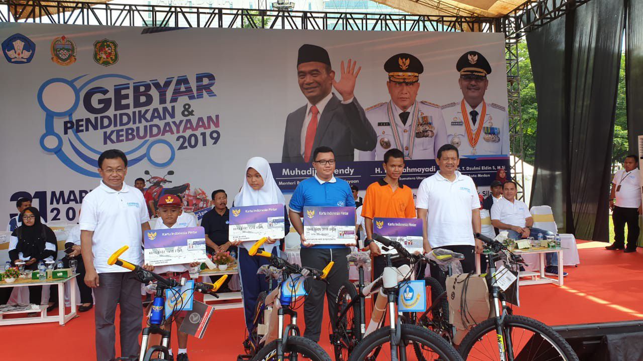 Gebyar-Pendidikan-dan-Kebudayaan-Momentum-untuk-Mewujud-kan-Konsep-Trisentra-Pendidikan-Ki-Hajar-Dewantara-doc.pendidikan-ivoox.id_