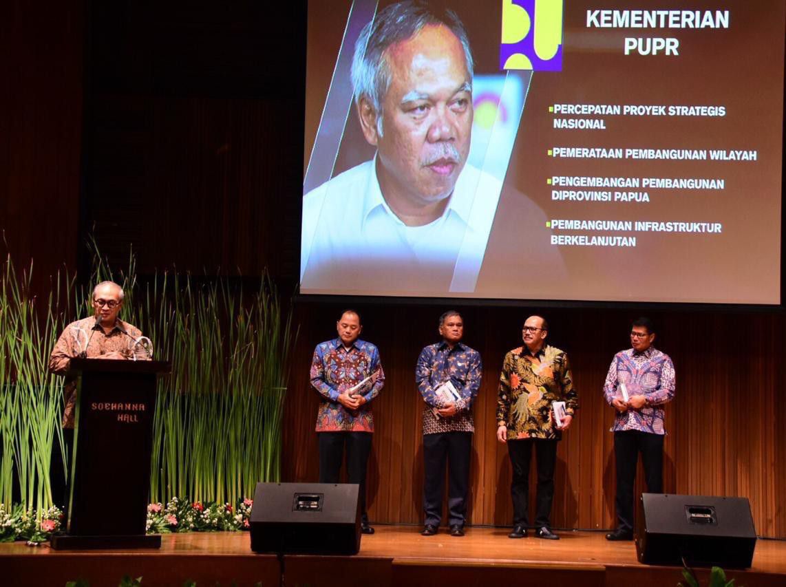 Kementerian-PUPR-Menerima-Penghargaan-Prestasi-Tinggi-Kementerian-Tahun-2014-2019-doc.KemenPUPR-ivoox.id_