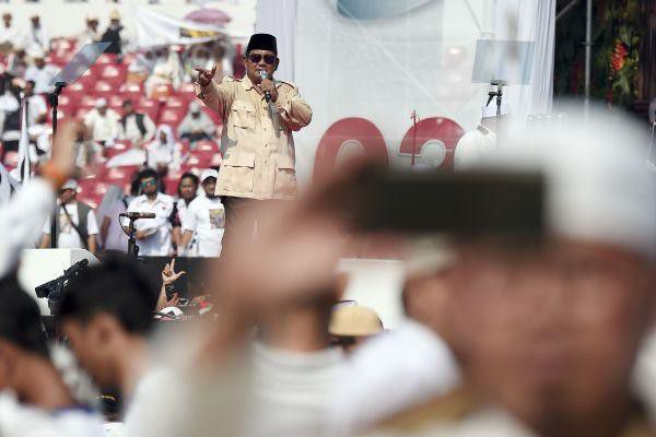 Klaim-akan-Menang-dengan-Selisih-25-Prabowo-Dinilai-Halusinasi-doc.Prabowo-ivoox.id_