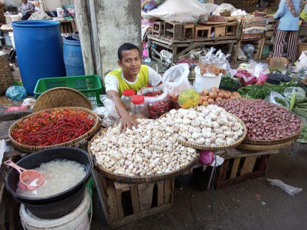 Langka-Harga-Bawang-Putih-Naik-Jadi-Rp70-Ribu-per-Kg