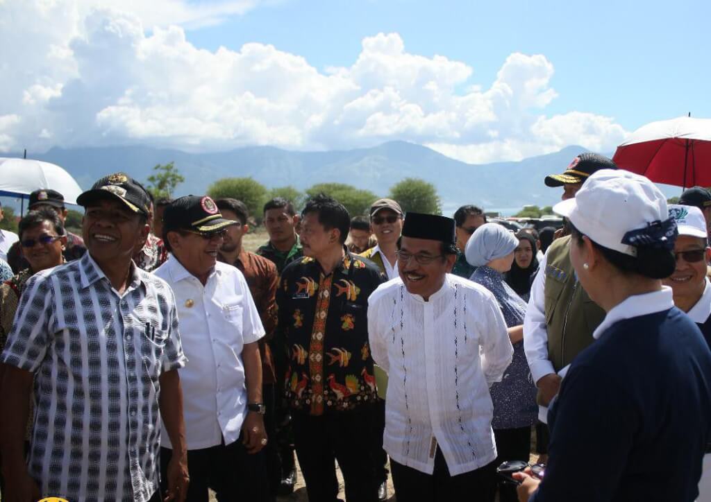 Menteri-ATRKepala-BPN-Tinjau-Tanah-Negara-Bekas-Tanah-Terlantar-untuk-Relokasi-Korban-Bencana-Palu-Sigi-Donggala-BPN-ivoox.id_