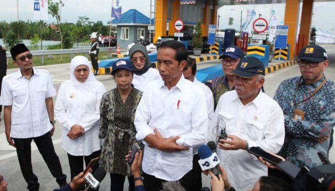 Perlancar-Jalur-Distribusi-Presiden-Resmikan-Tol-Paspro-Jelang-Ramadhan-doc.TolPaspro-ivoox.id_