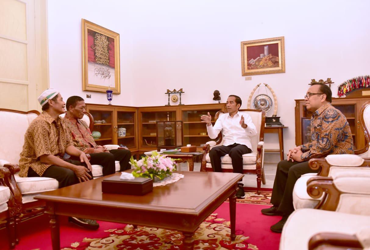 Bertemu-Presiden-Jokowi-Pemilik-Warung-yang-Dijarah-Akan-Kembali-Berdagang-doc.bertemu-ivoox.id_