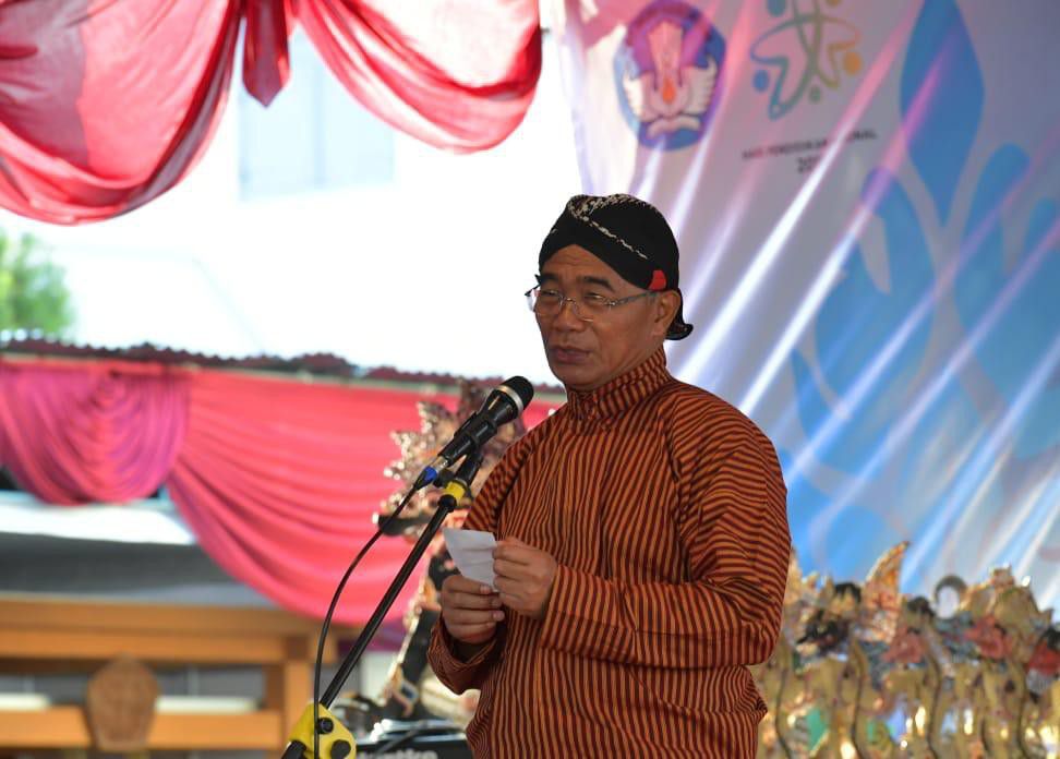Mendikbud-Tahun-2019-Pemerintah-Fokus-ke-Pembangunan-Sumber-Daya-Manusia-doc.Mendikbud-ivoox.id_