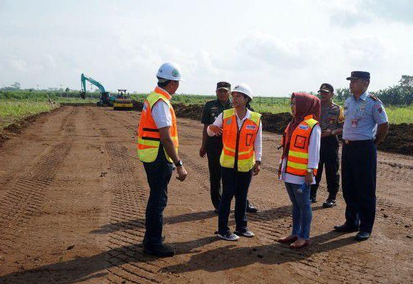 Menteri-BUMN-Minta-Pembangunan-Bandara-JB-Soedirman-Dipercepat-doc.BUMN-ivoox.id_