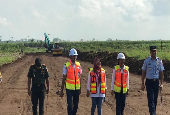 Menteri-Rini-Bandara-Jenderal-Besar-Soedirman-Beroperasi-2020-doc.bandara-ivoox.id_