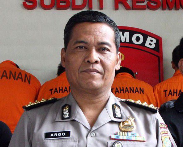 Polisi-Selidiki-Perempuan-Berbaju-Hitam-di-Depan-Bawaslu-doc.Bawaslu-ivoox.id_
