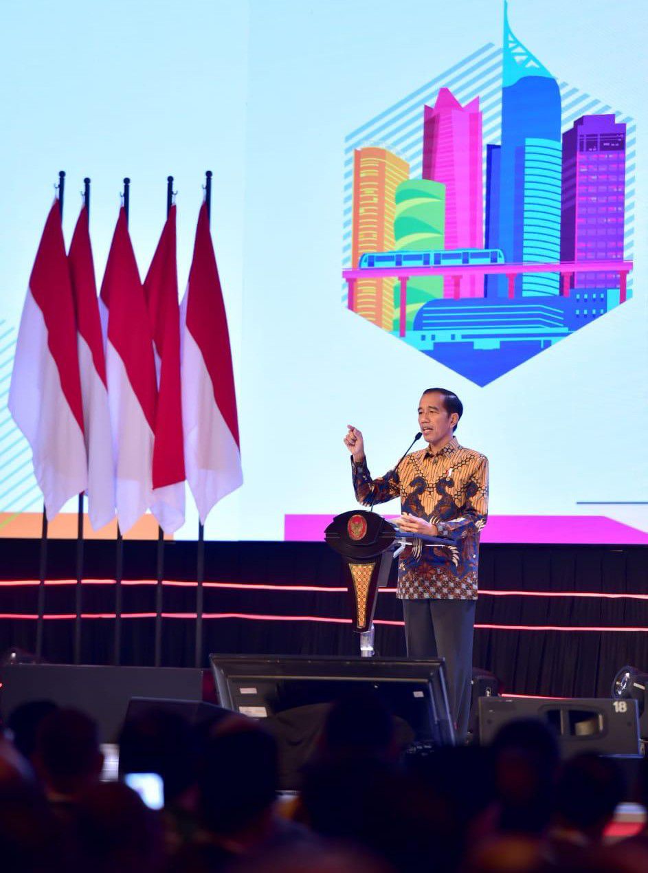 Presiden-Minta-Penyederhanaan-Izin-dan-Organisasi-Guna-Tingkatkan-Daya-Saing-doc.peyederhanan-ivoox.id_