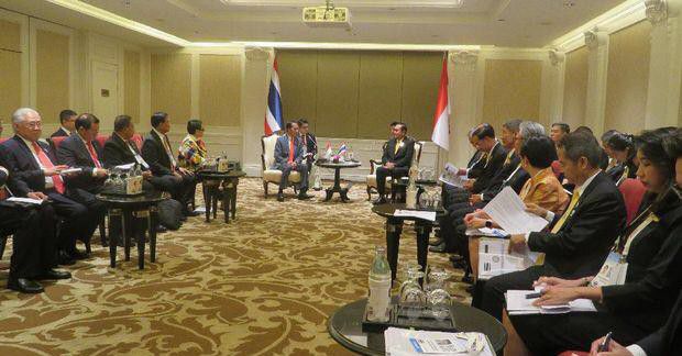 Jokowi-Langsung-Gelar-Pertemuan-Bilateral-dengan-Perdana-Menteri-Thailand-Prayuth-Chan-ocha-doc.bilateral-ivoox.id_