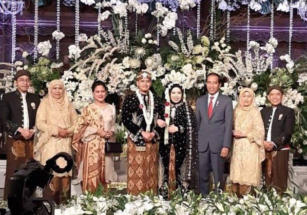 Kembali-dari-KTT-G20-di-Jepang-Jokowi-Langsung-ke-Resepsi-Pernikahan-Anak-Khofifah-doc.resepsi-pernikahan-ivoox.id_