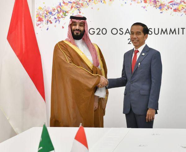 Pertemuan-Bilateral-Putra-Mahkota-Kerajaan-Arab-Saudi-Jokowi-Bahas-Kerja-Sama-Energi-Dengan-Arab-Saudi-doc.KTT-ivoox.id_