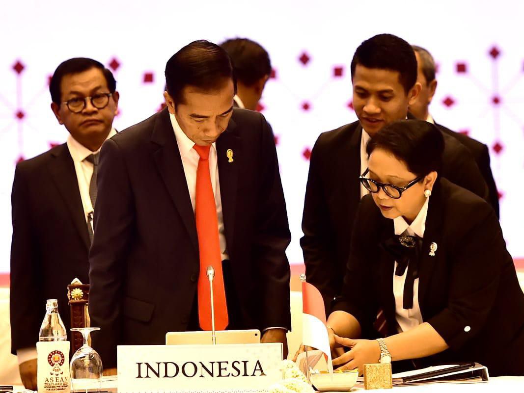 Pimpin-Pertemuan-IMT-GT-Presiden-Jokowi-Ingin-Kerja-Sama-Foku-Pada-Tiga-Hal-doc.pertemuan-ivoox.id_