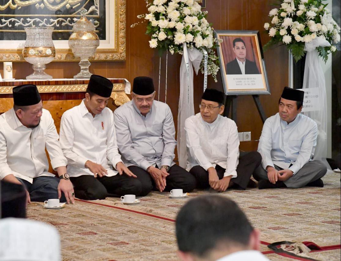 Putra-Ketua-MA-Berpulang-Presiden-Takziah-ke-Rumah-Duka-doc.takziah-ivoox.id_