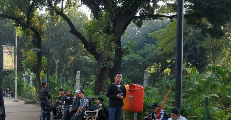 Sejumlah-peserta-aksi-bertajuk-Tahlil-Akbar-266-mulai-berdatangan-ke-lokasi-Patung-Kuda-Monas-di-Jakarta-Rabu-2662019-ANTARABoyke-Ledy-Watra