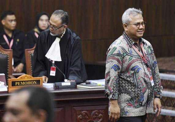 Sidang-Sengketa-Pilpres-2019-BW-Sebut-Kenaikan-Gaji-PNS-Bagian-dari-Money-Politics-doc.sengketa-ivoox.id_