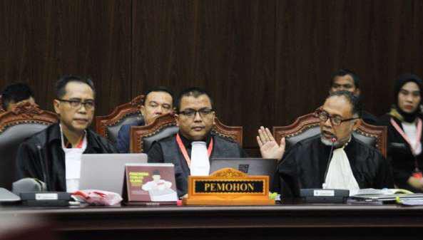 Tim-Hukum-02-Diskualifikasi-Jokowi-Maruf-Nyatakan-Prabowo-Sandi-Pemenang-atau-Pemilu-Ulang-doc.tim-hukum-02-ivoox.id_