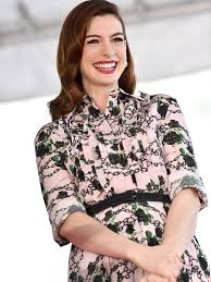 Anne Hathaway1