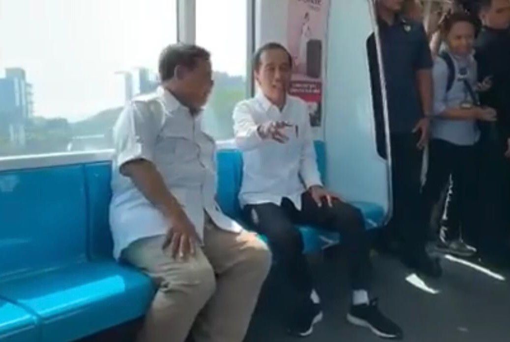 Beginilah-Canda-Jokowi-Soal-Prabowo-belum-Pernah-Naik-MRT-doc.canda-ivoox.id_-1