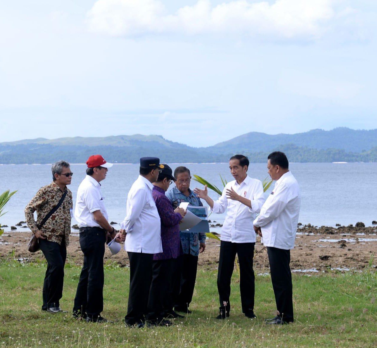 Blusukan-di-Jendela-Indonesia-Manado-Presiden-Jokowi-Lihat-Potensi-Besar-Pariwisata-Sulawesi-Utara-doc.Jokowi-ivoox.id_