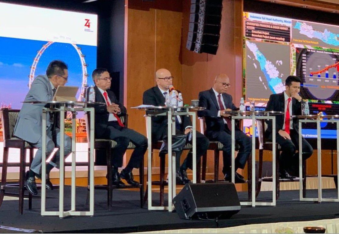 Indonesia-Berupaya-Tingkatkan-Investasi-Sektor-Infrastruktur-Melalui-Indonesia-Investment-Day-di-Singapura-doc.investasi-ivoox.id_