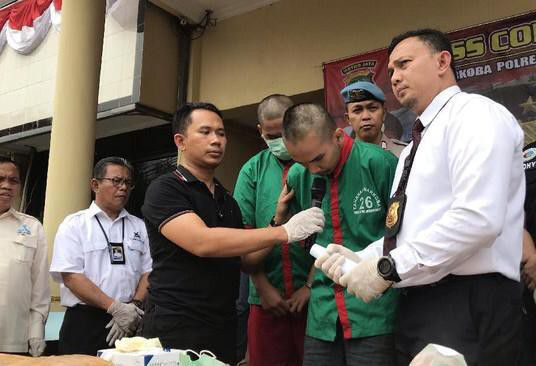 Ini-Pengakuan-Mahasiswa-Tersangka-Pemasok-80-Kg-Ganja-di-Kampus-doc.Ganja-ivoox.id_