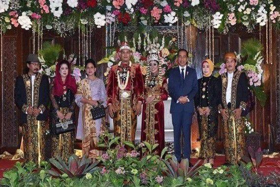 Jokowi-Hadir-di-Pernikahan-Putri-Sujiwo-Tejo-doc.pwrnikahan-ivoox.id_