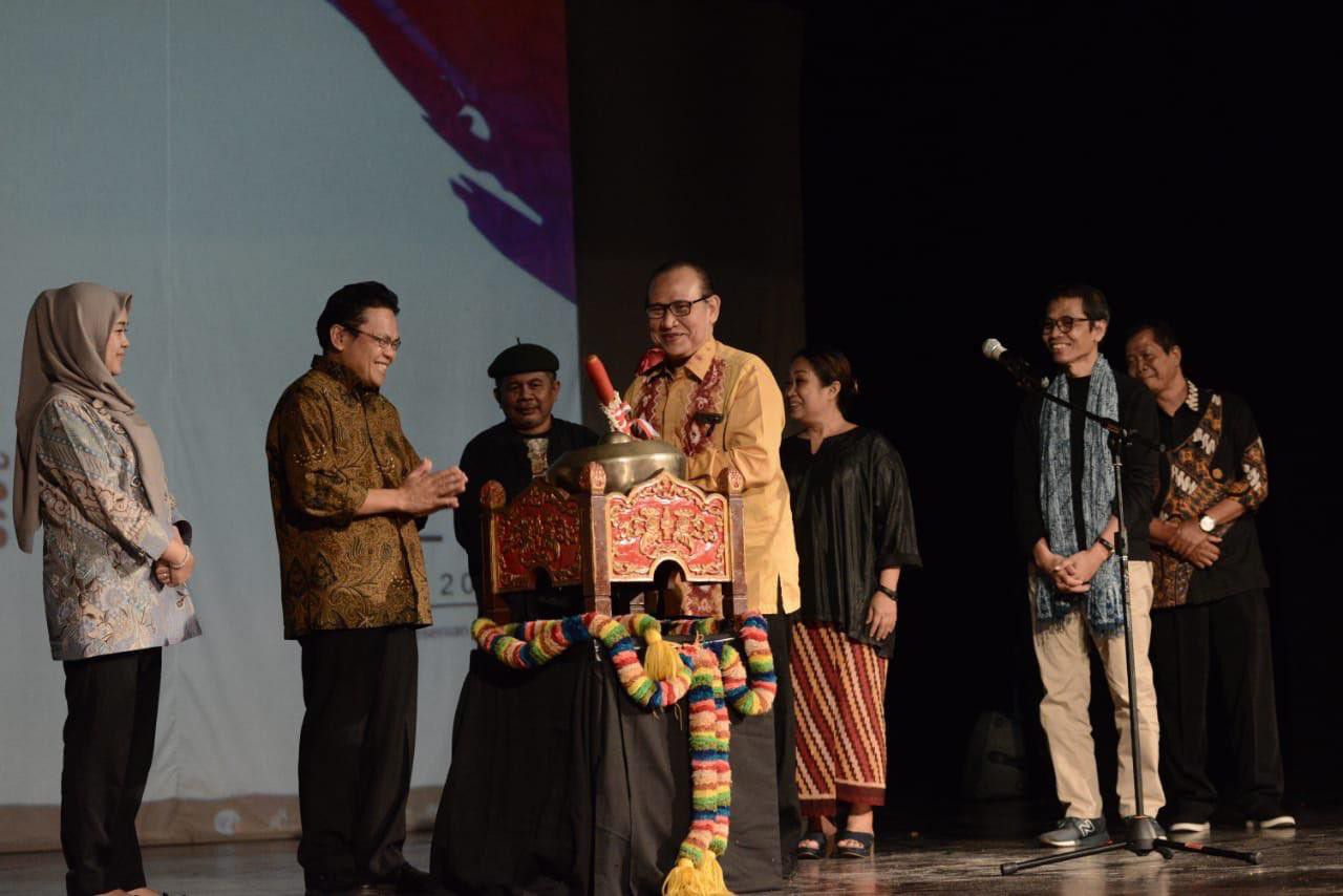 Kemendikbud-Gelar-Tari-Remaja-2019-Pendidikan-Karakter-Melalui-Olah-Rasa-doc.Kemendikbud-ivoox.id_