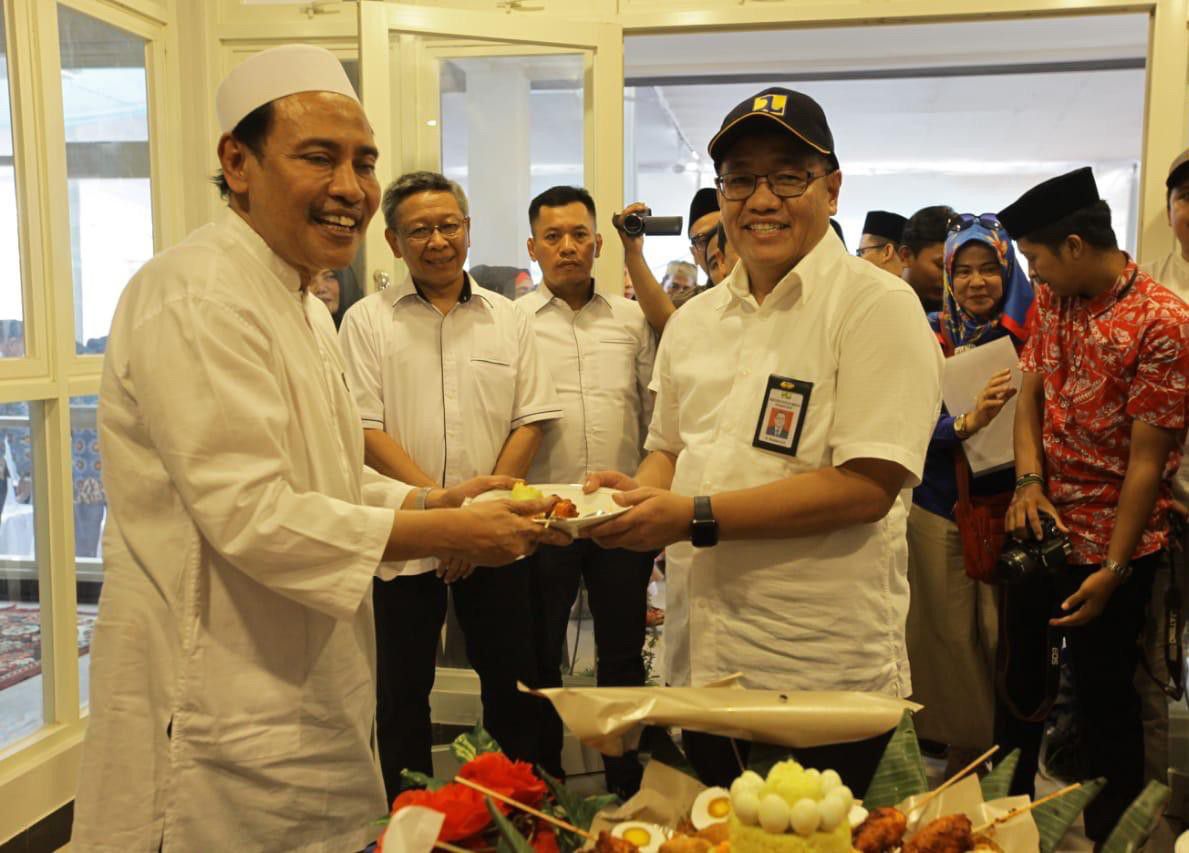 Kementerian-PUPR-Resmikan-Rusunawa-Pesantren-Zainul-Hasan-Genggong-di-Probolinggo-doc.KemenPUPR-ivoox.id_