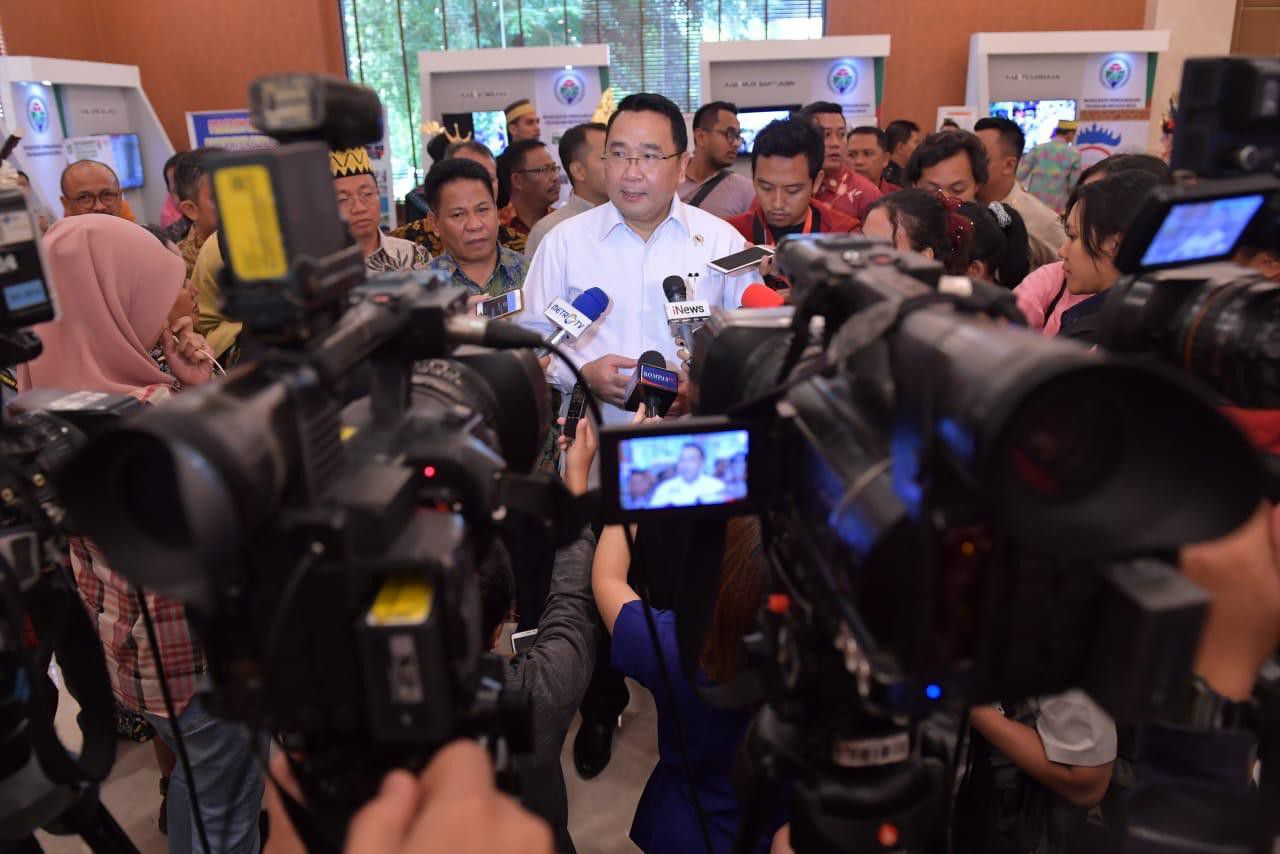 Menteri-Desa-PDTT-Lima-Tahun-Kedepan-Dana-Desa-akan-Dinaikan-dari-257T-menjadi-400T-doc.Mendes-ivoox.id_