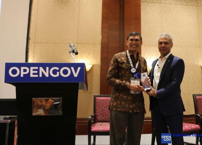 OpenGov-Asia-Berikan-Penghargaan-Inisiatif-Agriculture-4.0-untuk-Kementan-doc.penghargaan-ivoox.id_