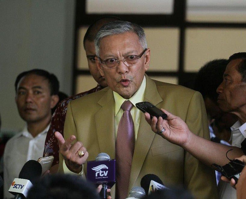 Politikus-senior-Partai-Golkar-Lawrence-Siburian-Airlangga-Ajukan-Perubahan-Kepengurusan-Golkar-doc.senior-ivoox.id_