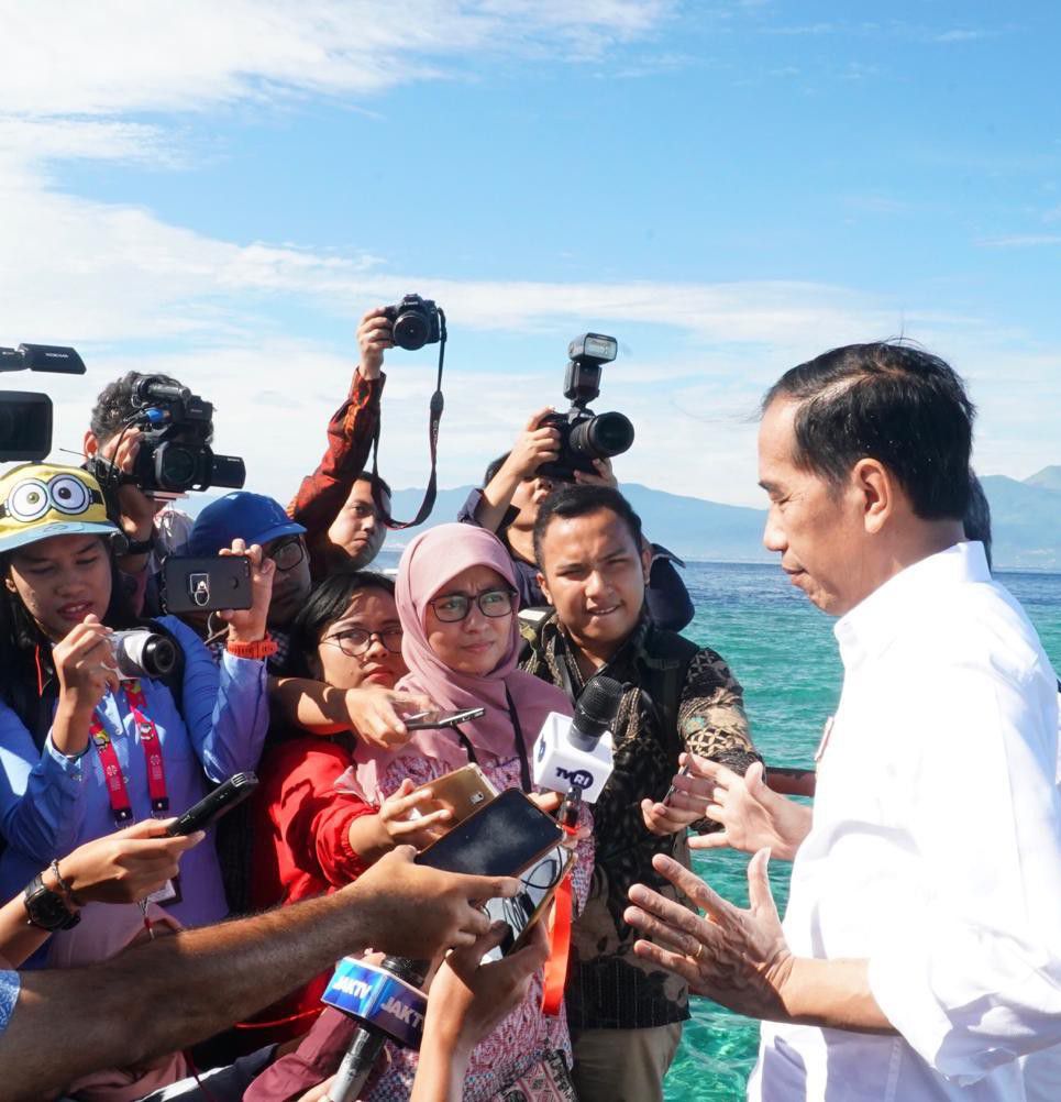 Presiden-Jokowi-Sambangi-Kawasan-Wisata-Bunaken-doc.sambangi-ivoox.id_