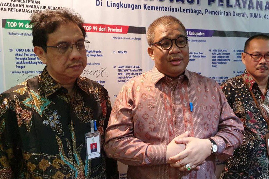 Sekjen-Kemensos-Hartono-Laras-Pusat-Data-Informasi-dan-BRSAMPK-Kemensos-Raih-Penghargaan-Top-99-Kompetisi-dari-Kementerian-PANRB-doc.sekjen-kemensos-doc.kemensos-ivoox.id_
