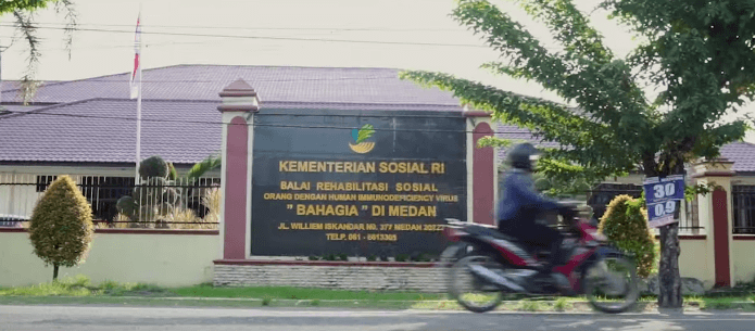 [VIDEO] Penerima Manfaat Balai Rehabilitasi Sosial Orang dengan HIV (BROSDH)