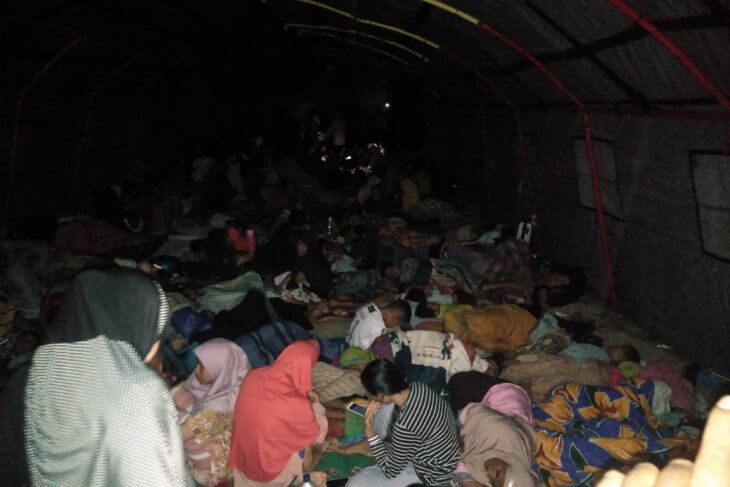 dampak gempa