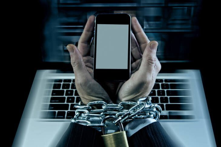 kecanduan internet