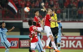 persela vs bali united