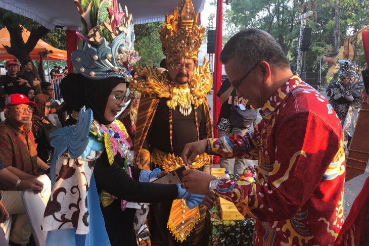solo batik carnival