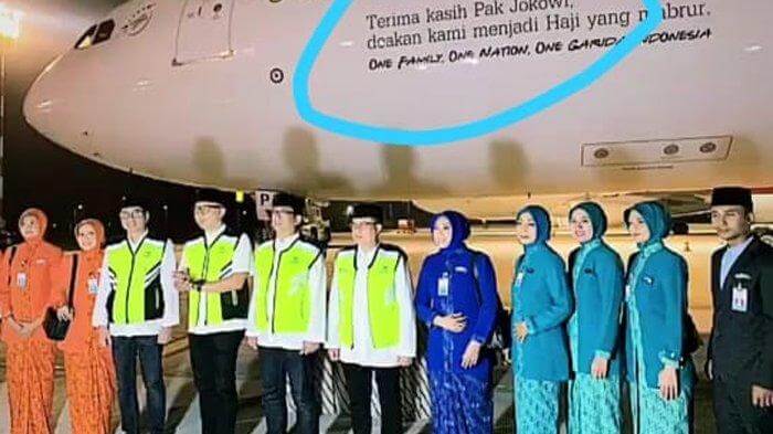 stiket-terima-kasih-jokowi-di-pesawat-garuda