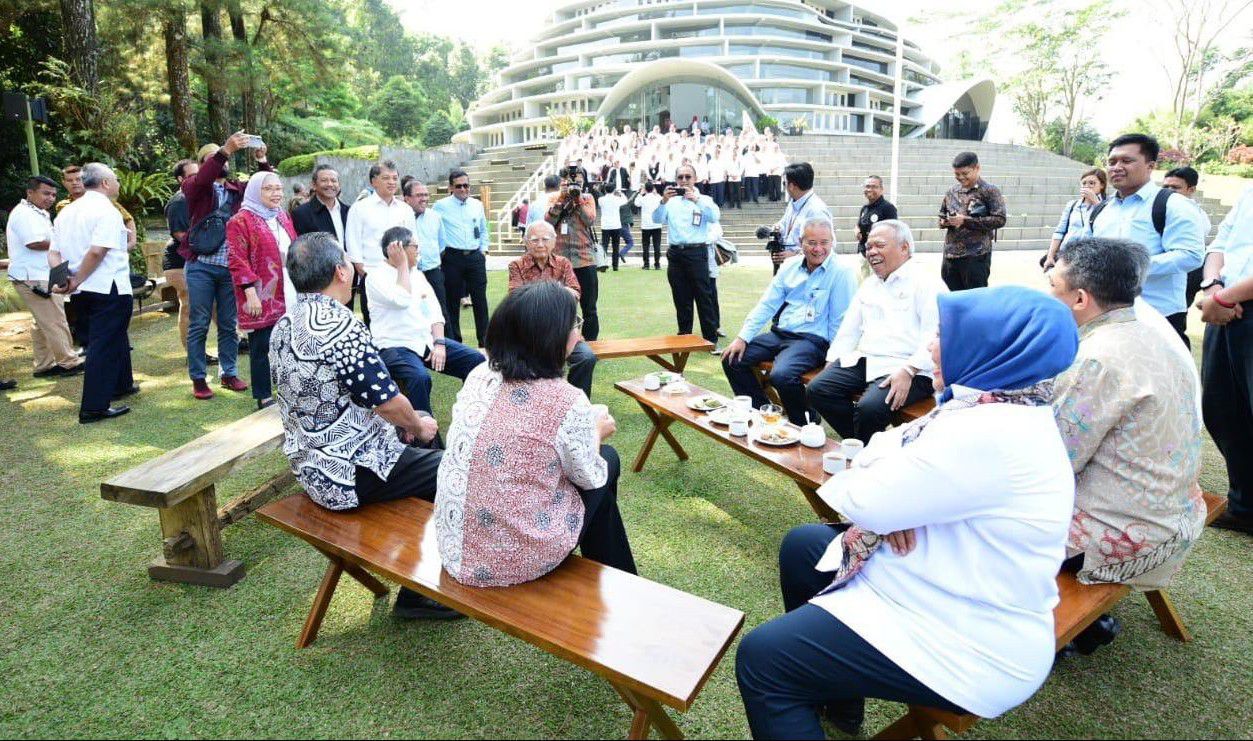 Kementerian-PUPR-Siap-Melaksanakan-5-Visi-Presiden-Terpilih-2020-2024-doc.pupr-ivoox.id_
