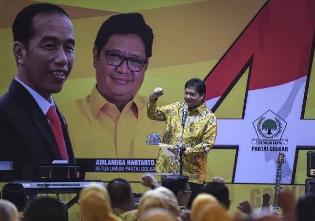 Pamor-Airlangga-di-Tengah-Polemik-Internal-Golkar-pamor-air-langga-ivoox.id_
